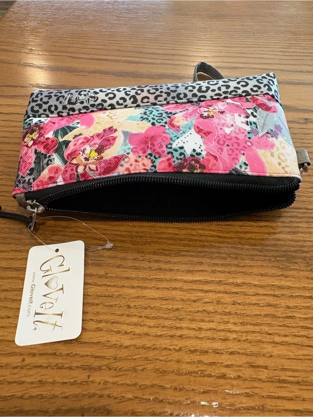 GloveIt Floral & Leopard Wristlet Clutch in Pink and Gray